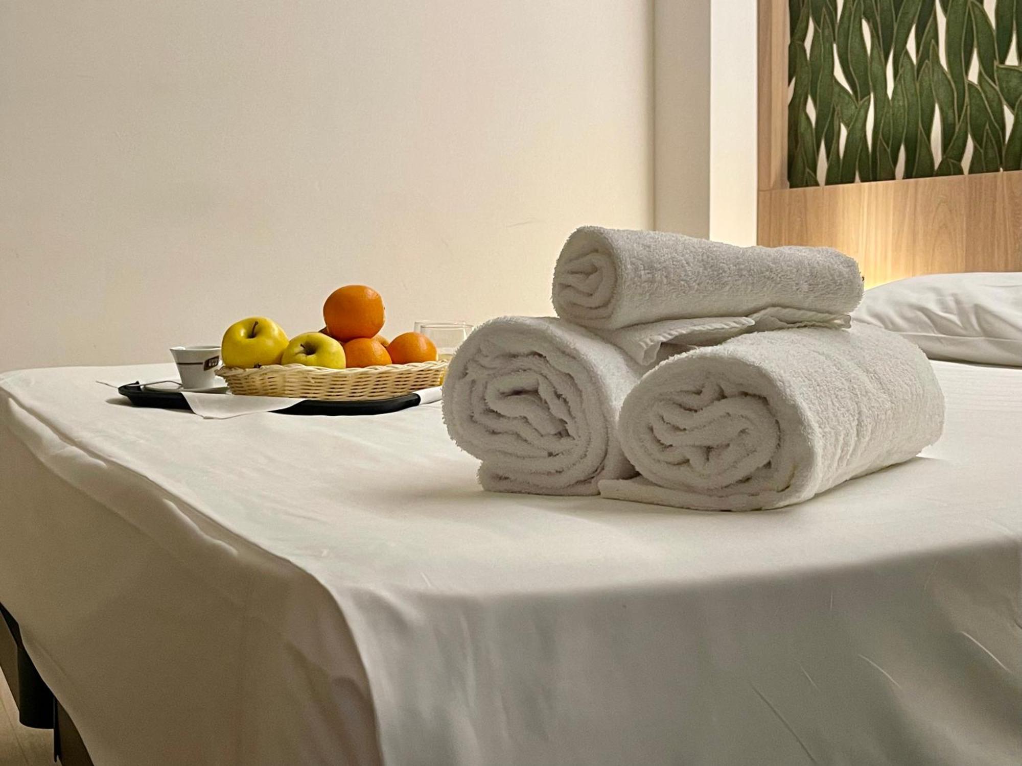 Hotel Aquasole Mercallo Zewnętrze zdjęcie