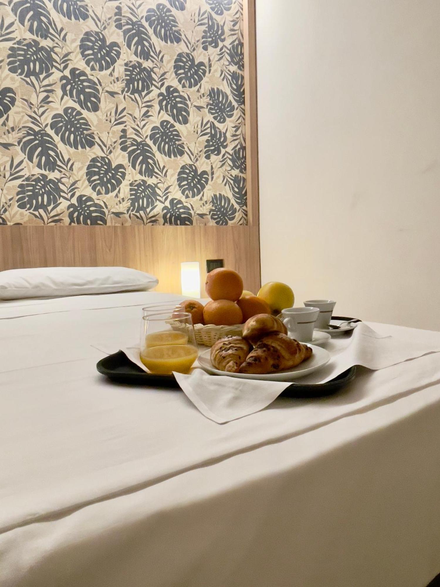 Hotel Aquasole Mercallo Zewnętrze zdjęcie